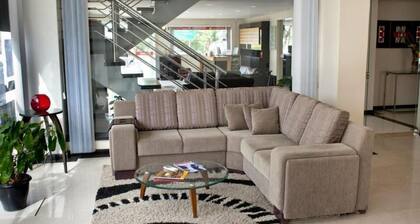 Modern Double Room near Local Commerce | Onsite Private Parking & Free Breakfast