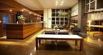 Room for Couple | Outdoor Pool Access | Free Parking | Família Gomes - 0.7 miles