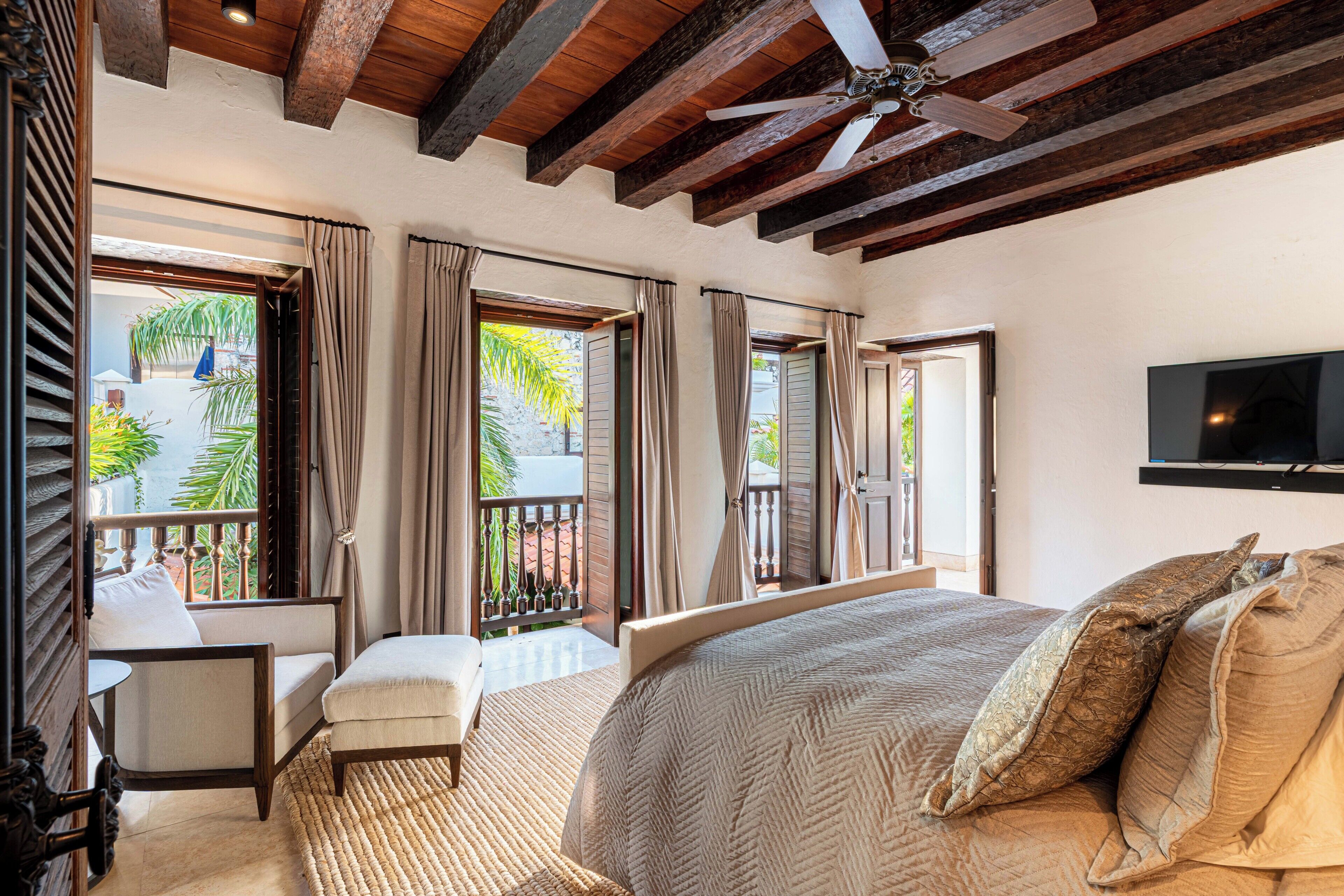 Két bảo mật tại phòng, màn/rèm cản sáng 