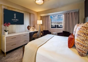 Room - Marra King | Sahara | On the Strip | Free Parking (Las Vegas)