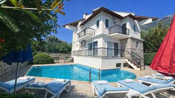 House, 4 Bedrooms, Smoking, Private Pool | Pool | Outdoor pool