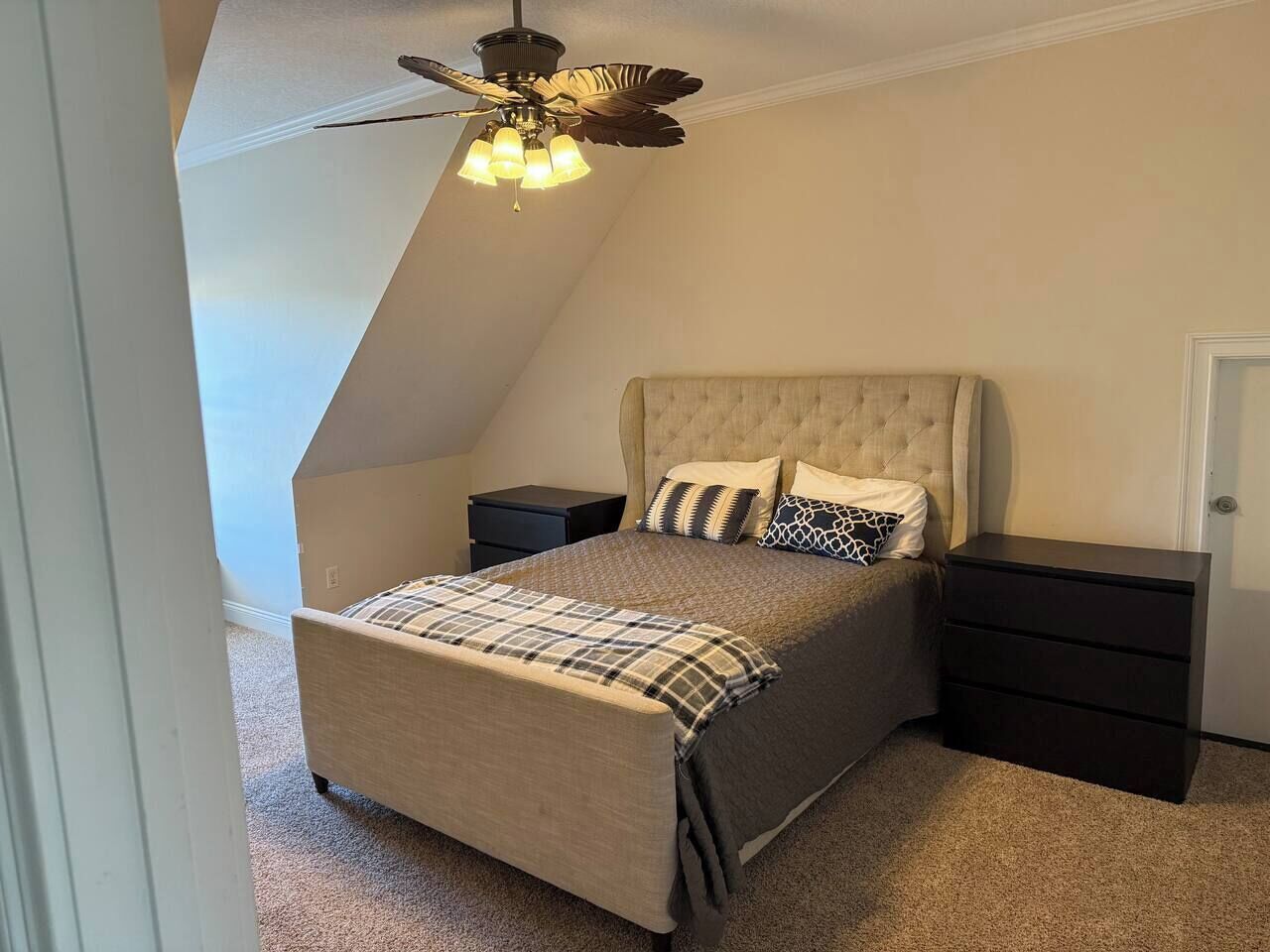 WiFi, bed sheets