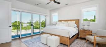 Modern Tulsa Retreat w Balcony & Sleeps 13!