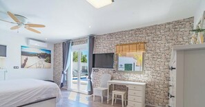 7 bedrooms, iron/ironing board, WiFi, bed sheets