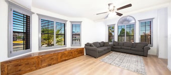 Stay & Play:Weekend Getaway with Pool & Game Room