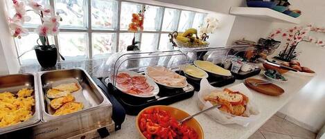 Frokostbuffé er inkludert hver dag
