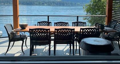 Lakeside Getaway at Christina Lake