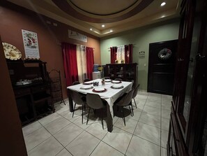 Ferienhaus, 4 Schlafzimmer, barrierefrei, Raucher | Esszimmer