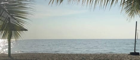 House, 4 Bedrooms, Accessible, Smoking | Beach
