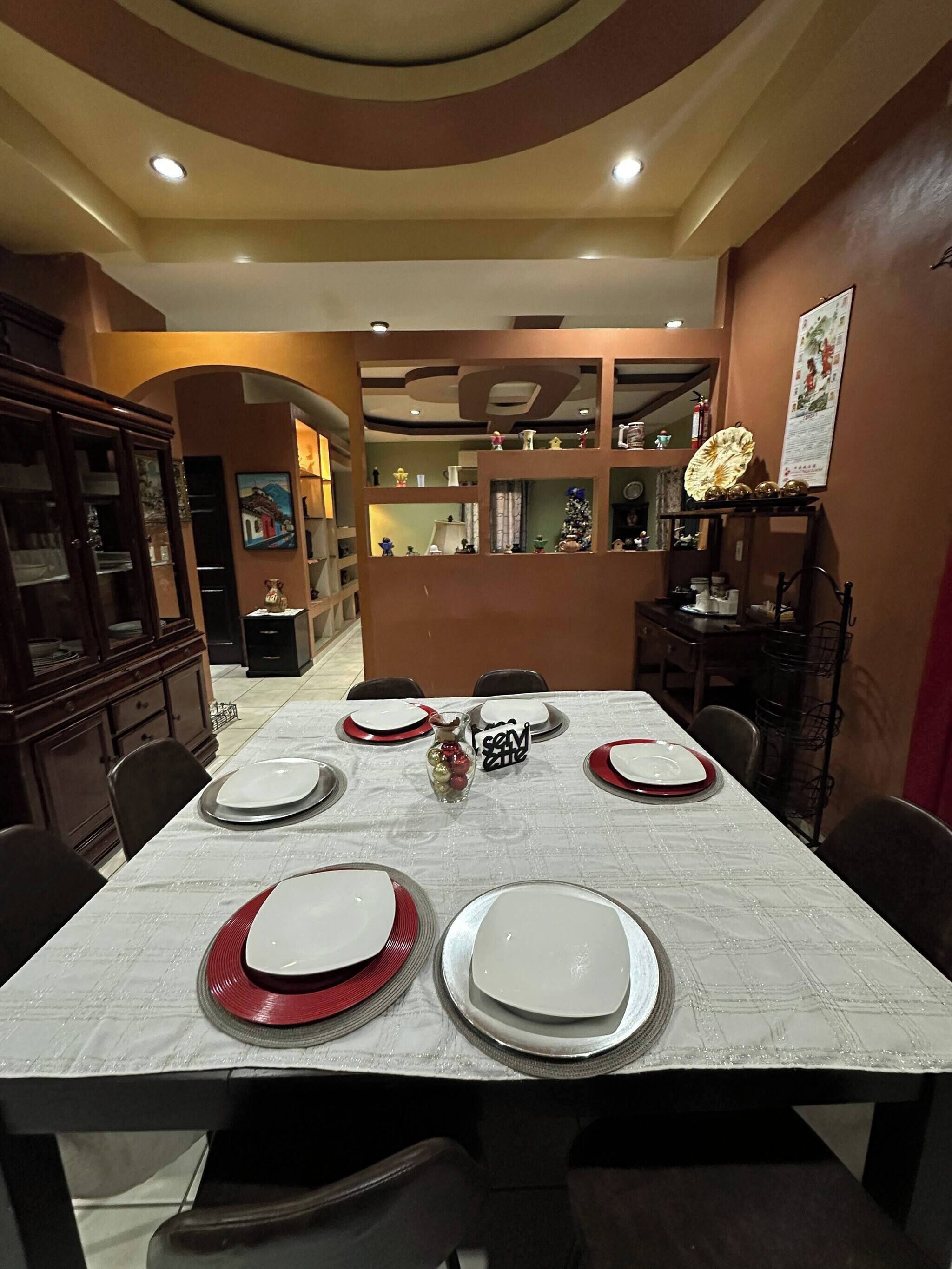 House, 4 Bedrooms, Accessible, Smoking | Dining room