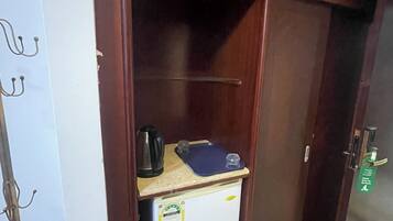 Economy Single Room | Interior