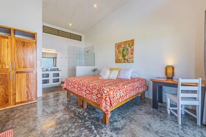 Room - Villa Sol ATM - Ocean view studio with A/C, Yoga deck & Pool - Rainforest Escape (Puntarenas Province)