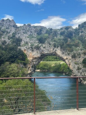 Miscellaneous - Brand-new Villa Ô Baya, 2 minutes from shops and 5 minutes from downtown and shops. (Vallon-Pont-d'Arc)