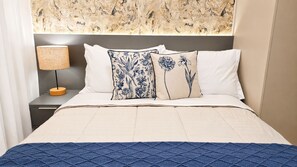 Ferros/tábuas de passar roupa, Wi-Fi, roupa de cama