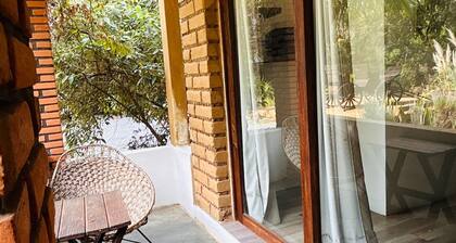 A cabin in the middle of the forest, 20 minutes from downtown Tepoztlán