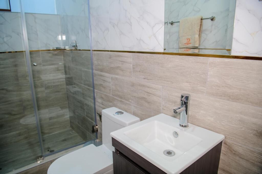 Chambre Double Deluxe, balcon, vue ville | Salle de bain