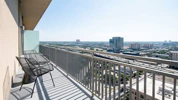 Suite, 2 Bedrooms | Terrace/patio