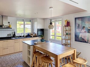 Kühlschrank, Kochgeschirr/Geschirr/Besteck