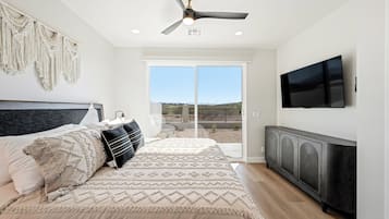 6 habitaciones, escritorio, tabla de planchar con plancha y wifi gratis
