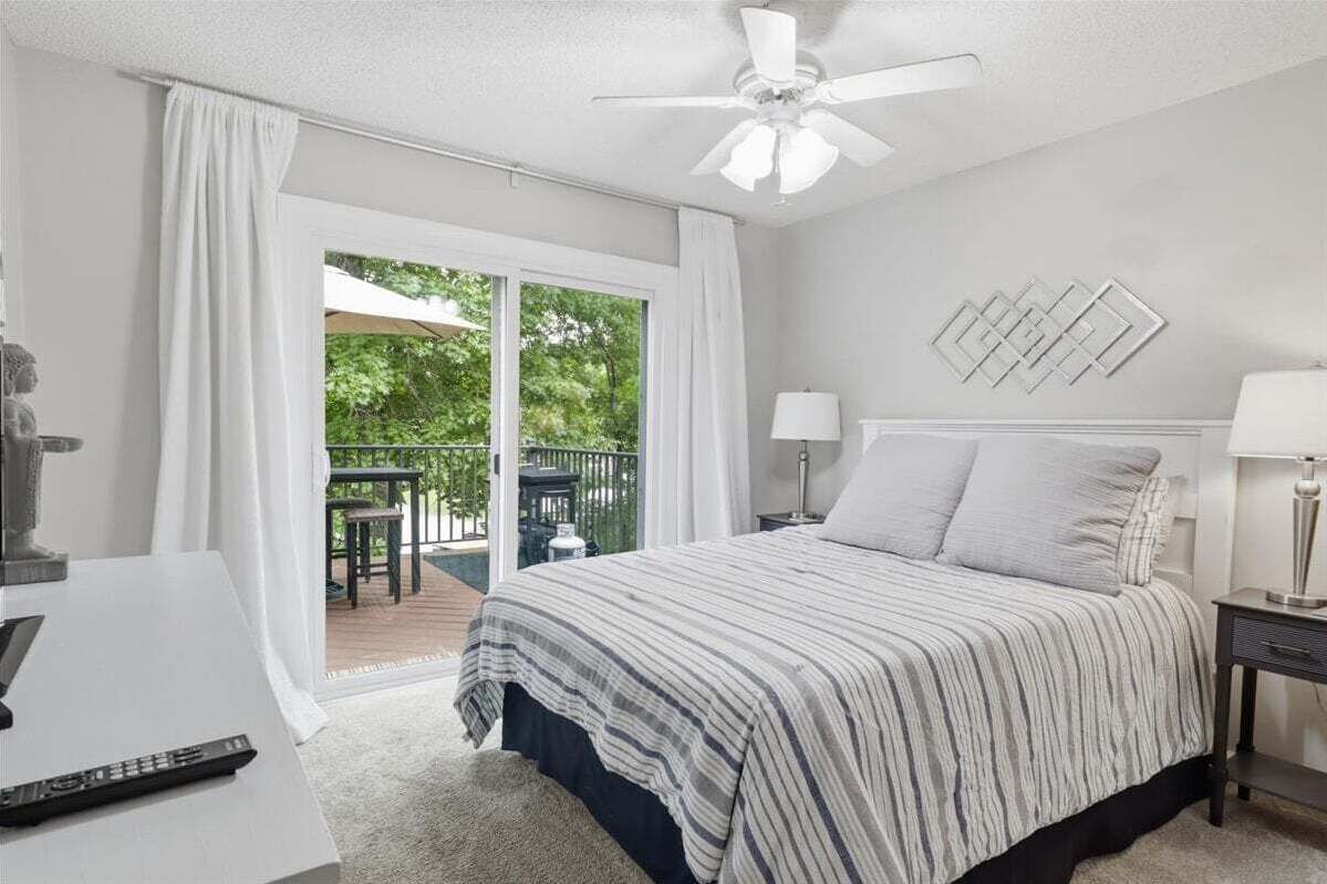 4 bedrooms, desk, iron/ironing board, free WiFi
