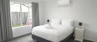 Leafy Plainland Living  Spacious 4-Bedroom Retrea