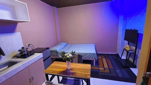 Stylish & Comfortable Stay Near Everything