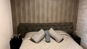 3 bedrooms, internet, bed sheets