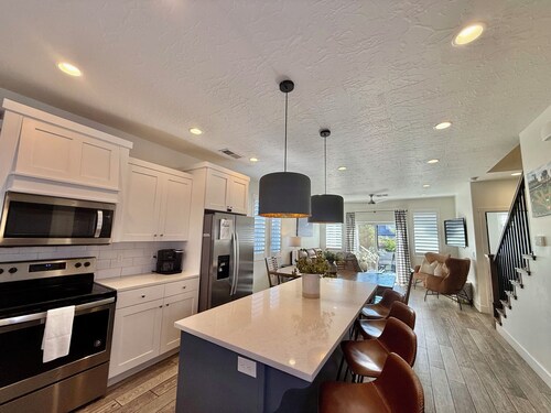 Athlete's Retreat | Pool, Hot Tub, Pet Friendly