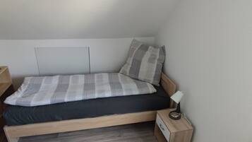 2 bedrooms, bed sheets