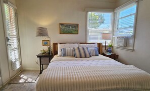 2 Schlafzimmer, Schreibtisch, Bügeleisen/Bügelbrett, kostenloses WLAN
