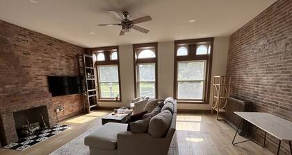 Condo on Main Street in St. Albans, Vermont - 3 Mile Drive From Lake!