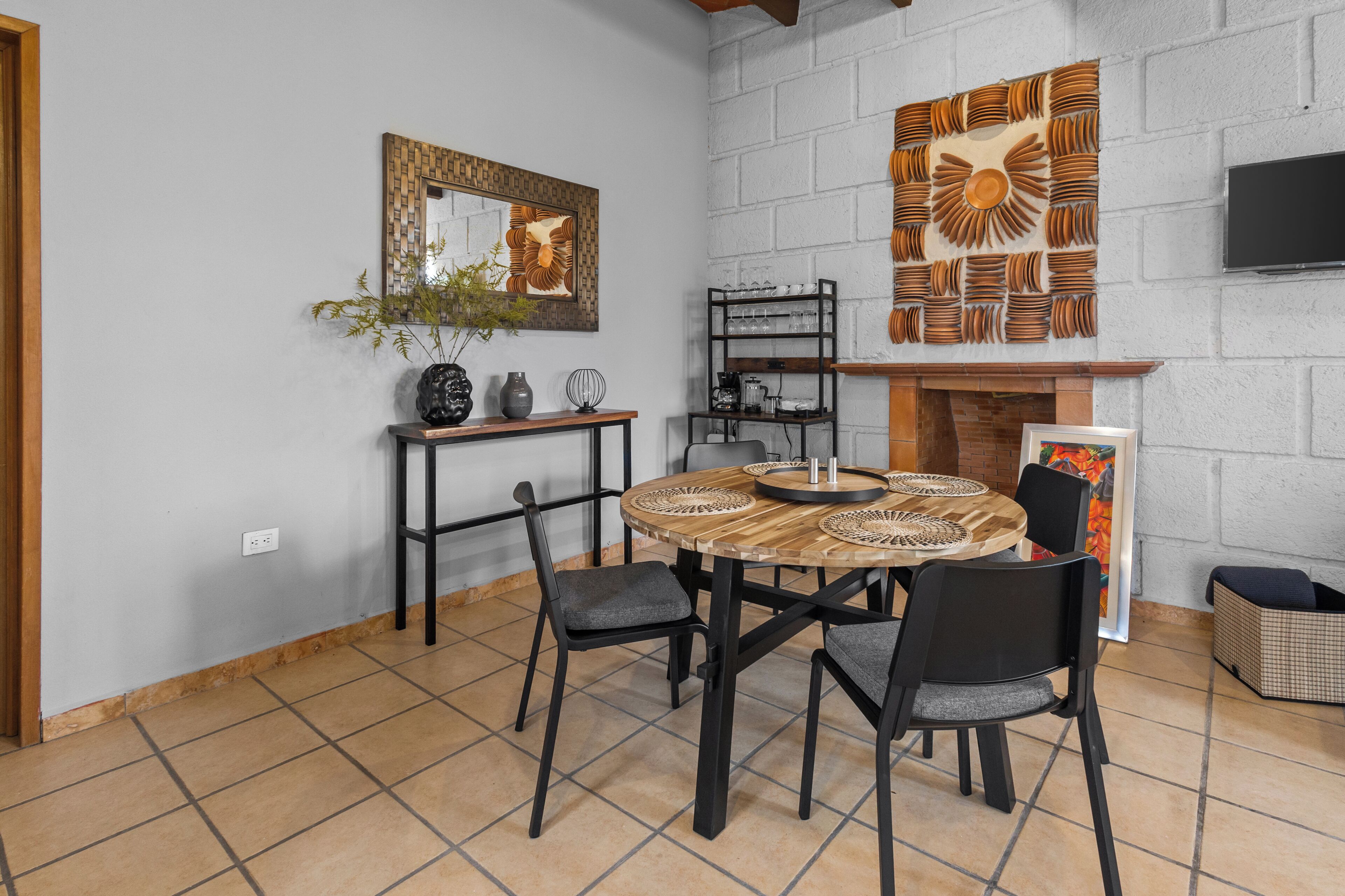 Comfort Villa, Garden View | Dining