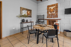Vila Comfort, pemandangan kebun | Tempat makan