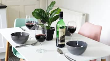 House, 5 Bedrooms | Dining