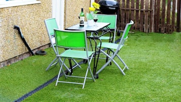 House, 5 Bedrooms | Garden