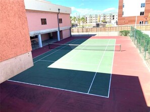 Sports court - Coral Reef Retreat (Galveston)