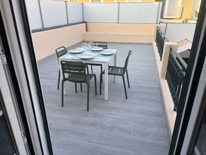 Outdoor dining - Apartment topazio city center (Faro)