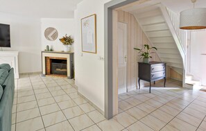 TV - Grande maison avec Jacuzzi (Mandres-les-Roses)