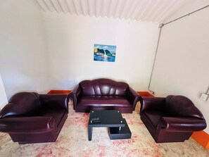 Ferienhaus, 2 Schlafzimmer, Raucher, Terrasse | Wohnzimmer