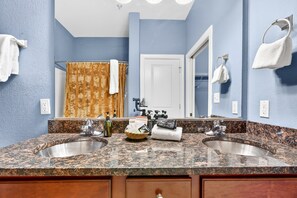 Condo, 2 Bedrooms | Bathroom - Venus 143 2 Bedroom Condo (Gatlinburg)