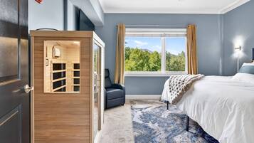Condo, 2 Bedrooms | 2 bedrooms, free WiFi