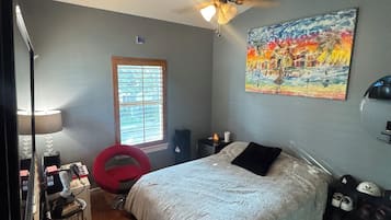 2 habitaciones, tabla de planchar con plancha, wifi y ropa de cama