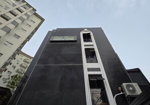 Exterior - San Jose Pension House by Hiverooms (Cebu City)