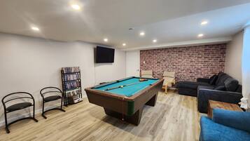 Spielezimmer