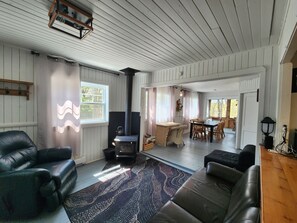 Smart-TV, peis, videospill og DVD-spiller