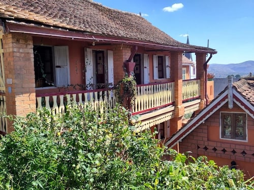 CHEZ JULIENNE 