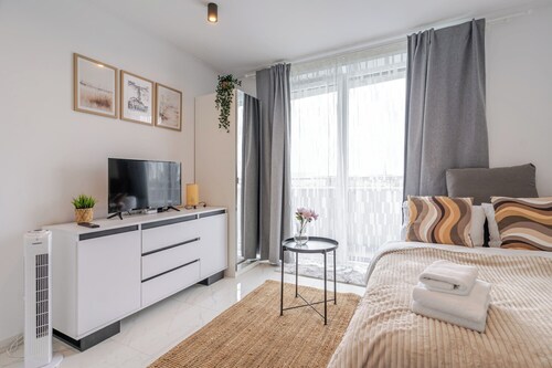 Gliwice Royal Studio A77