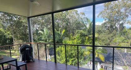 Shambarla - Doonan Guest House. Nestled in the Noosa Hinterland