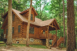 Exterior - Trail Ridge Retreat - Secluded Hocking Hills Cabin (Laurelville)