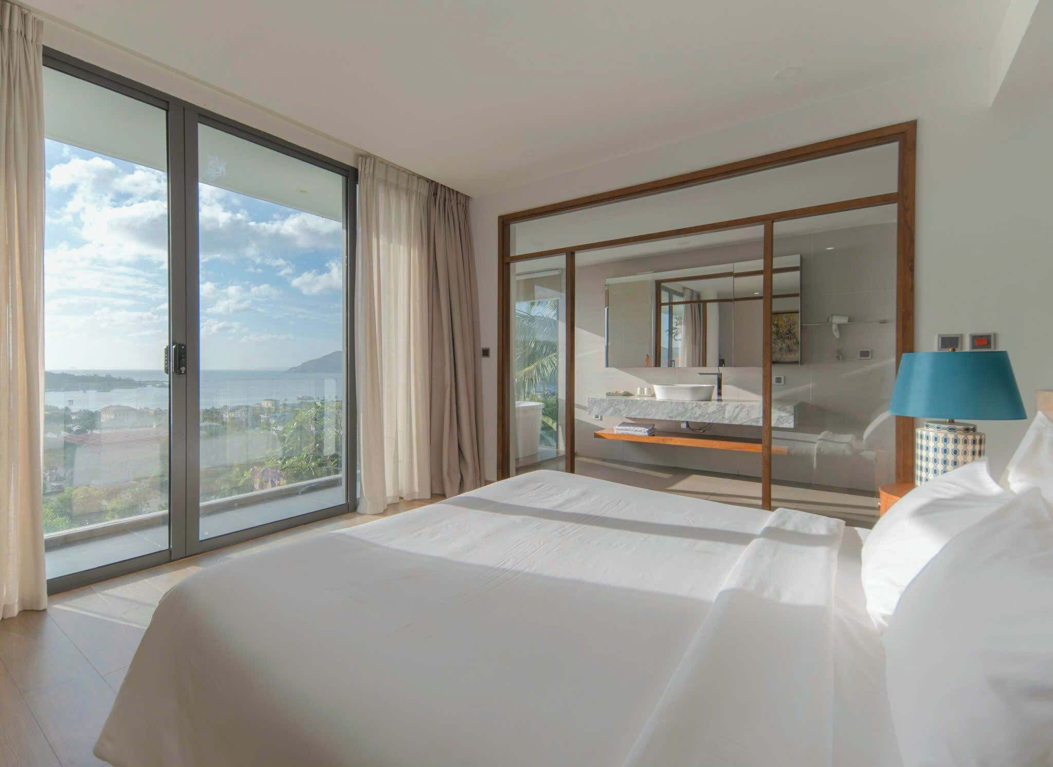 Family Villa, 4 Bedrooms, Private Pool, Sea View | Premium bedding, memory foam beds, desk, laptop workspace